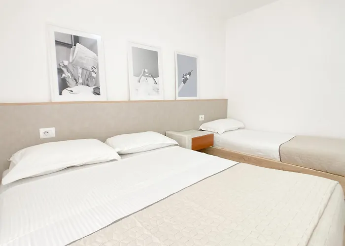 Cozy Nest Golem- 1 Min From The Apartamento Golem (Tirana)