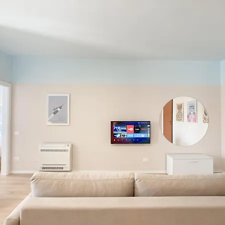 Cozy Nest Golem- 1 Min From The *