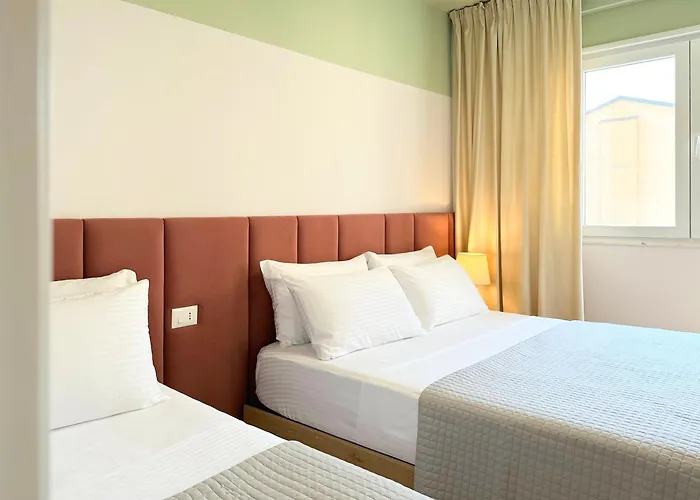 Cozy Nest Golem- 1 Min From The